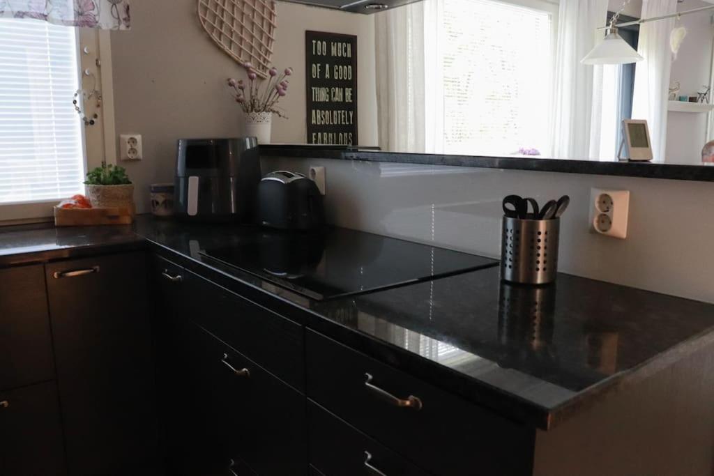 Cosy, Homely House With A Large Courtyard Saarenkylä 외부 사진